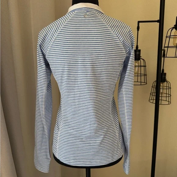Vineyard Vines Striped Blue White Quarter Zip Pullover Women’s XXS Athletic Top - Picture 4 of 5